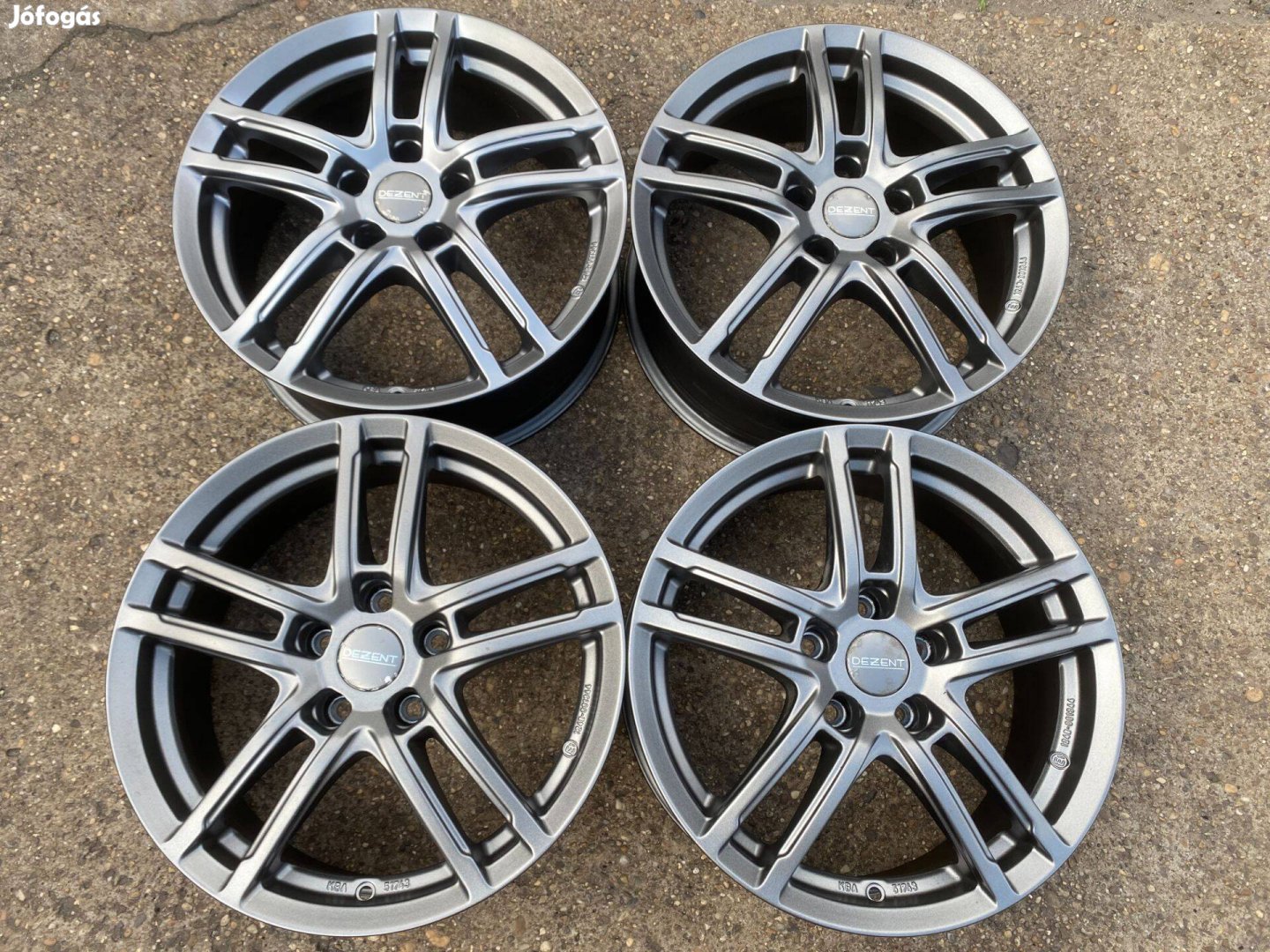 4db Dezent 17" VW - Skoda alufelni. (3998)