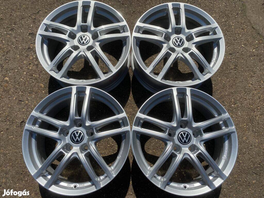 4db Dezent 17" VW alufelni. (*3841*)