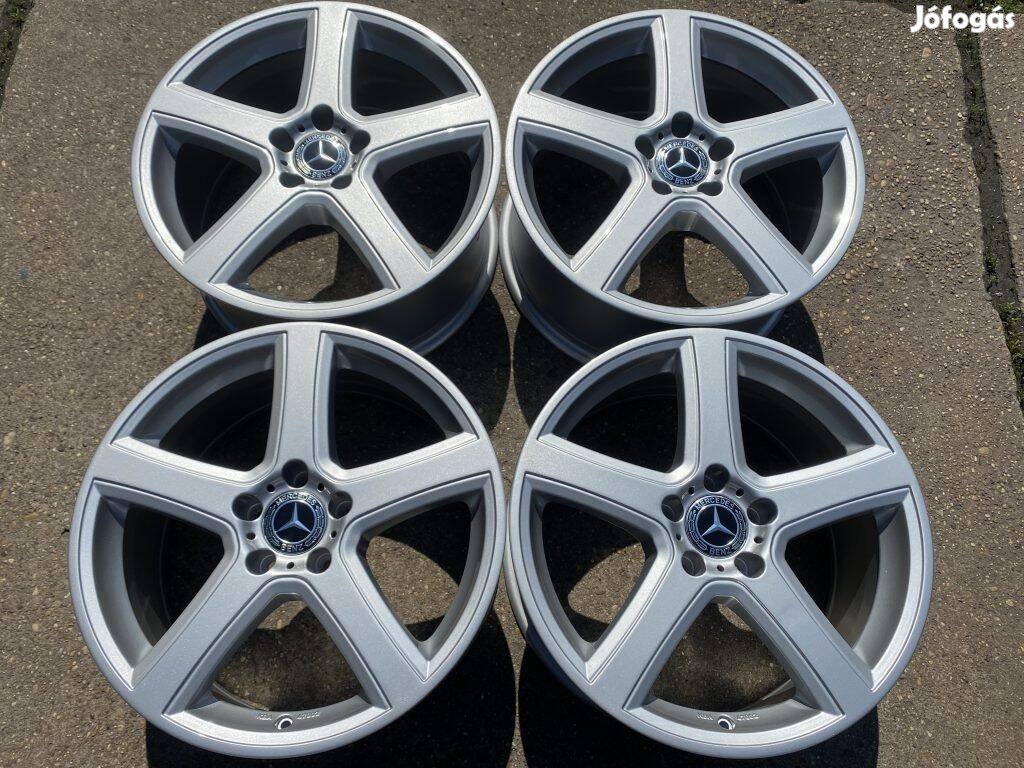 4db Dezent 18 Mercedes-Benz alufelni. (3223)