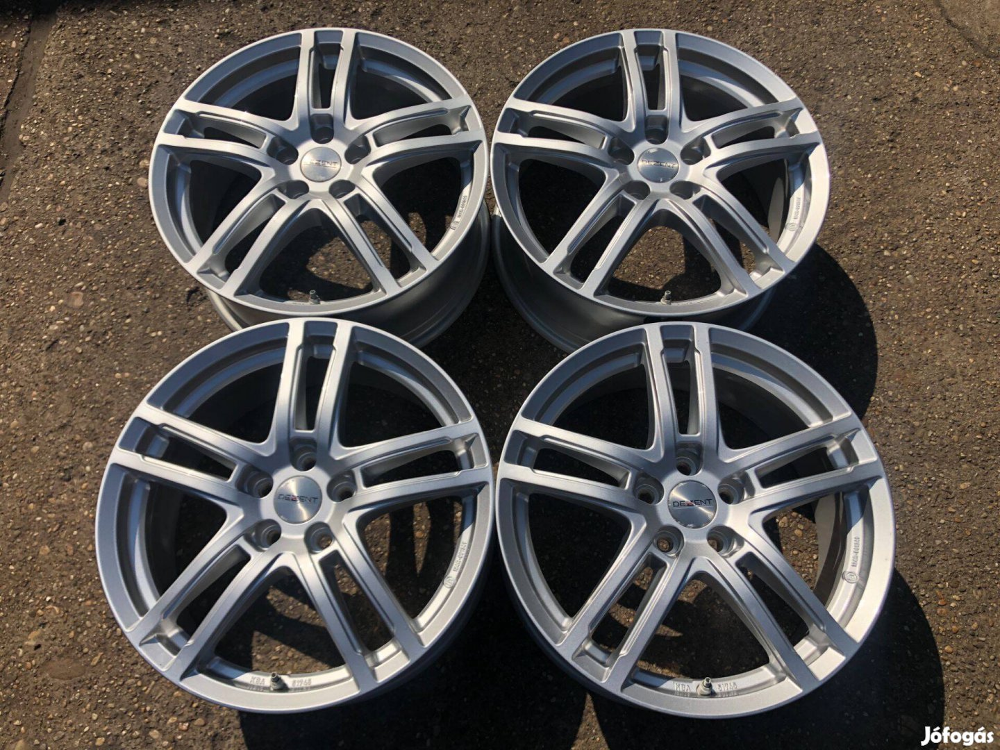 4db Dezent 18" Ford - Volvo alufelni. (3933)