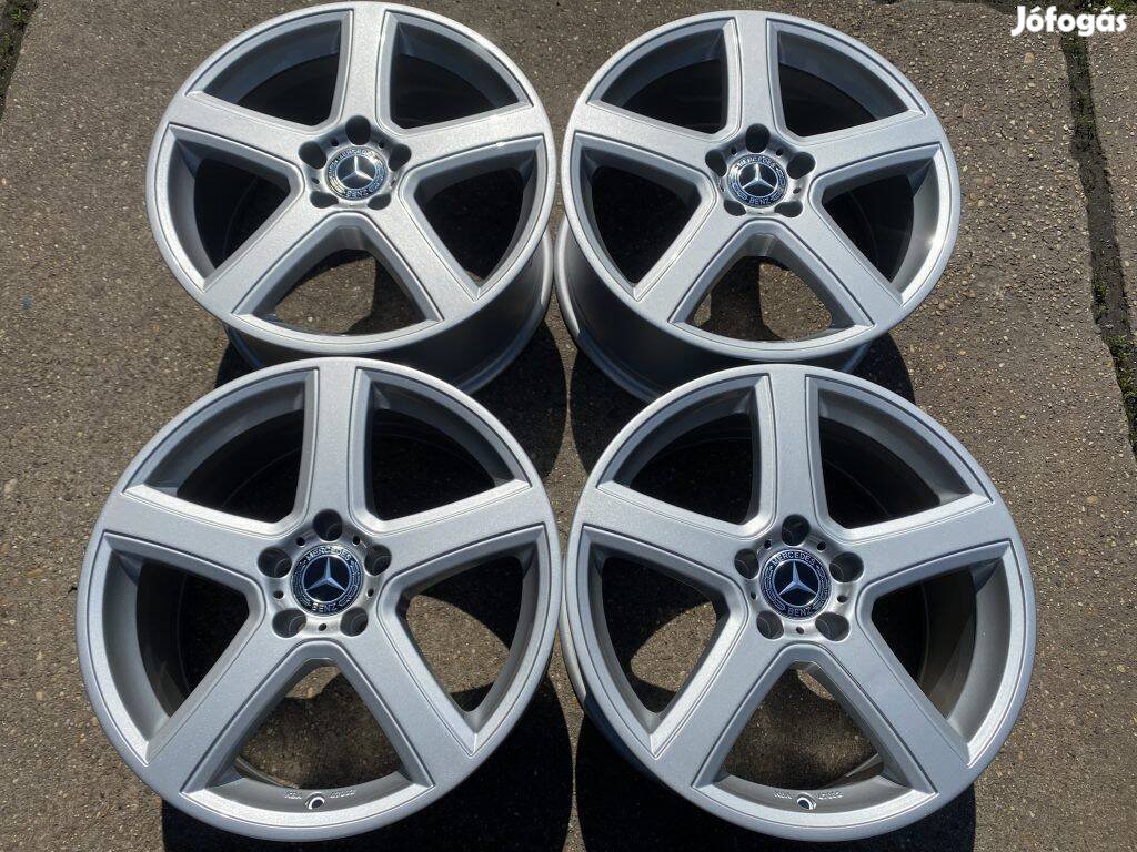 4db Dezent 18" Mercedes-Benz alufelni. ("3223")