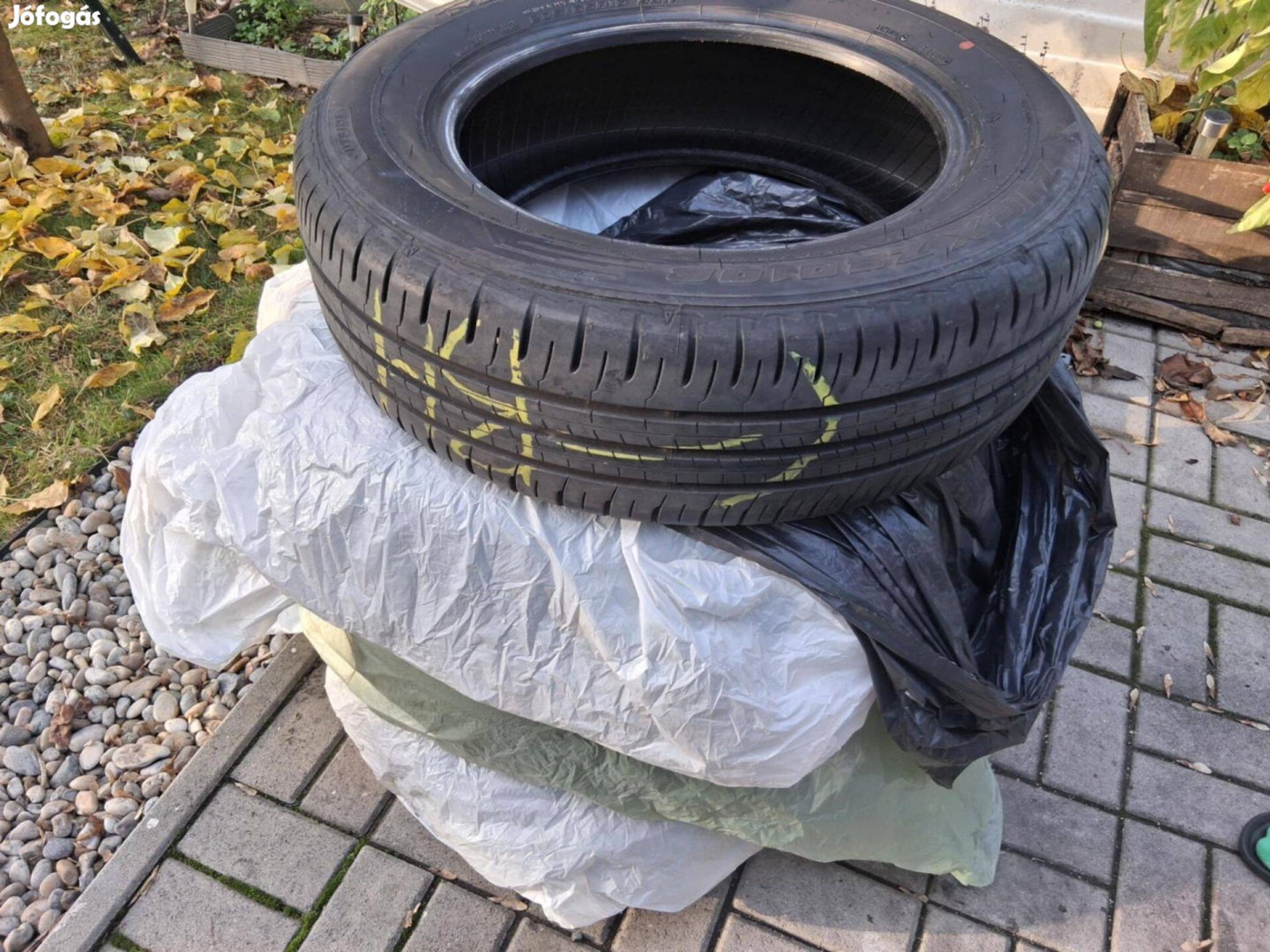4db Gumiabroncs (nyári)
