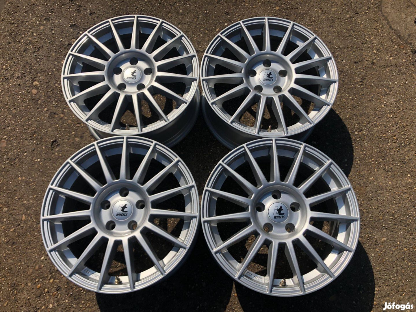 4db IT Wheels 17" Audi - Skoda - VW alufelni. (3938)