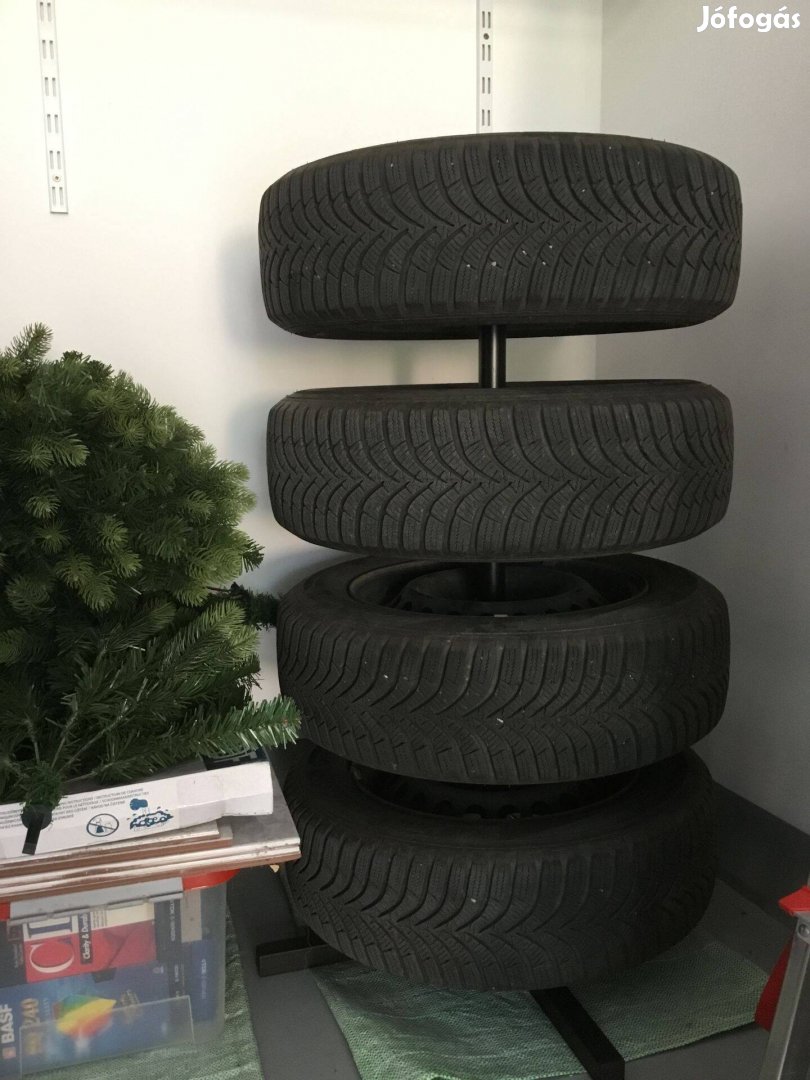 4db Lemez felni+téligumi garnitúra - 175/65R14