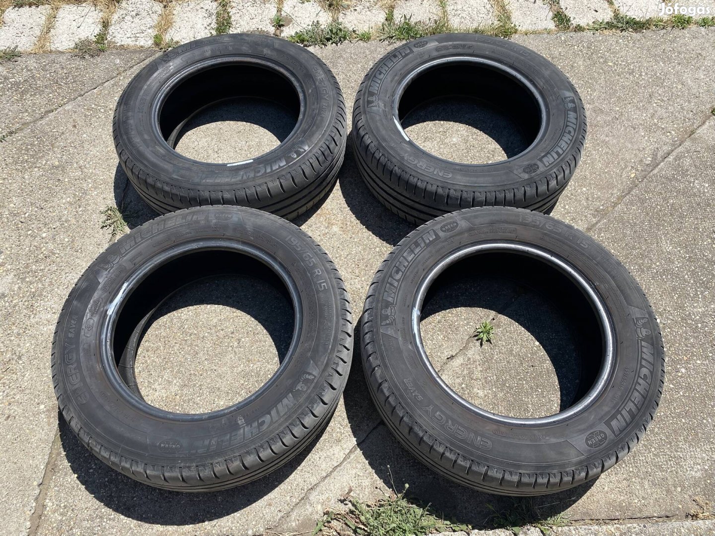 4db Michelin Energy Saver 195/65R15 nyári gumi szett