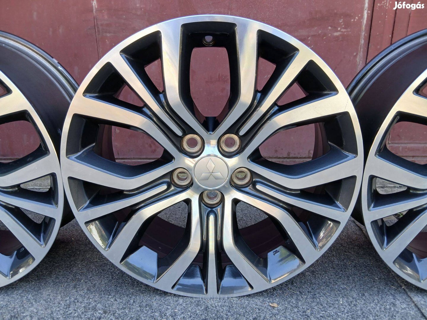 4db Mitsubishi ASX Outlander Eclipse Cross 18" alufelni felni 5x114.3