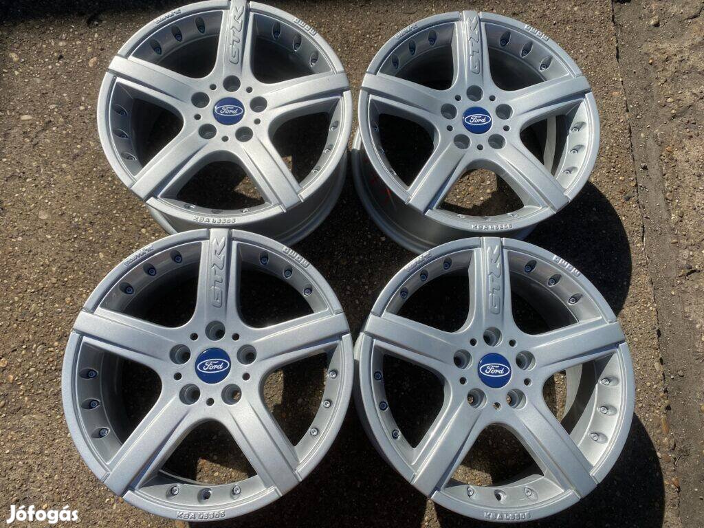 4db Momo 16 Ford Volvo alufelni. (3971)