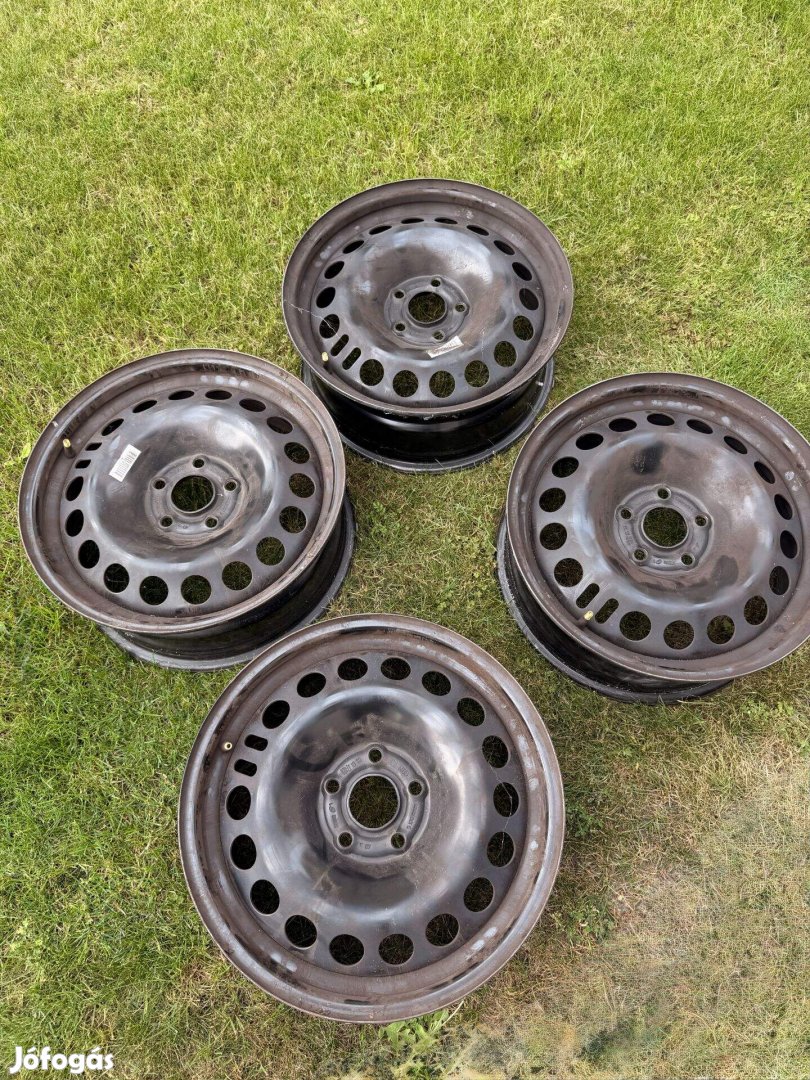 4db Opel Astra J 5x105 16" lemezfelni