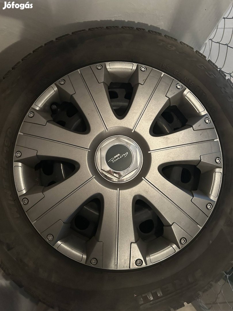 4db Pirelli 195765 R15 Winter 190