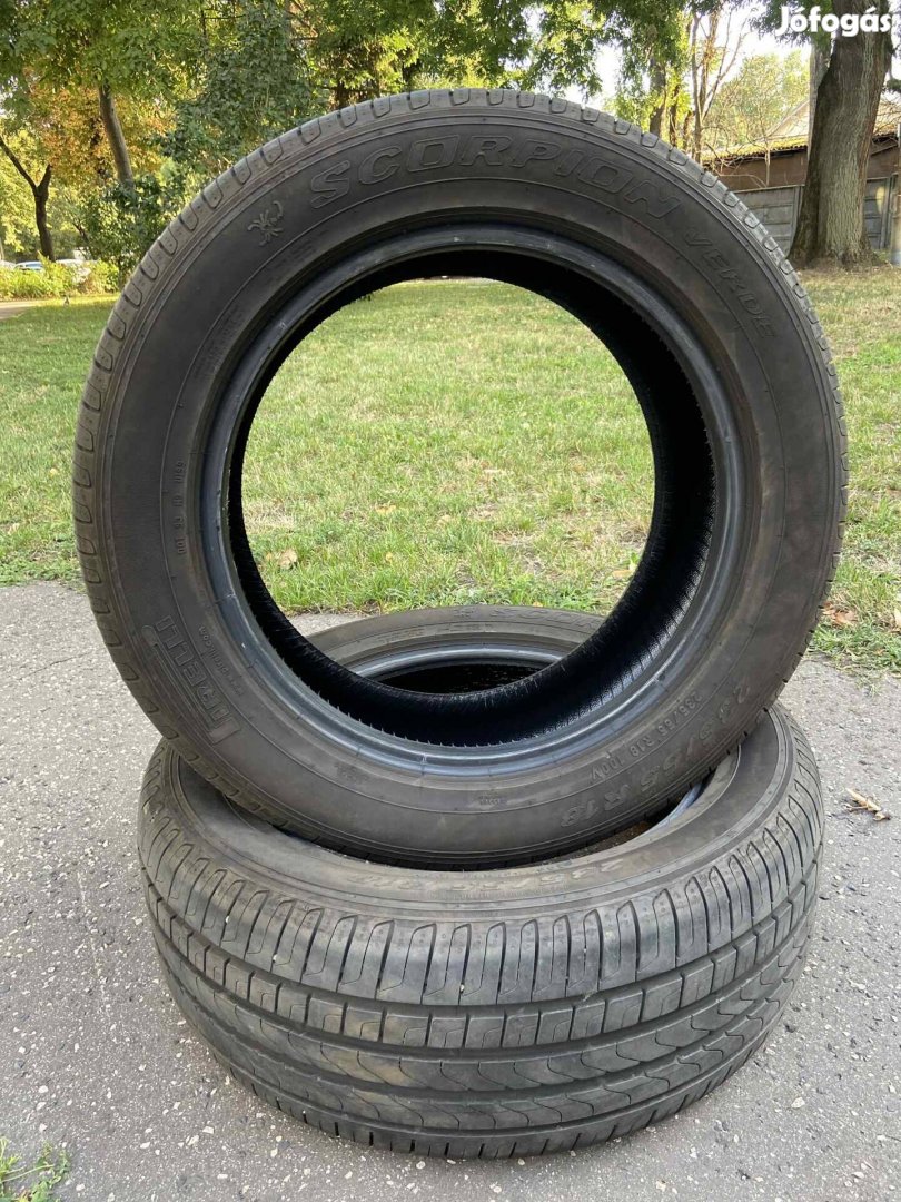 4db Pirelli nyári gumi eladó. 23555 R18