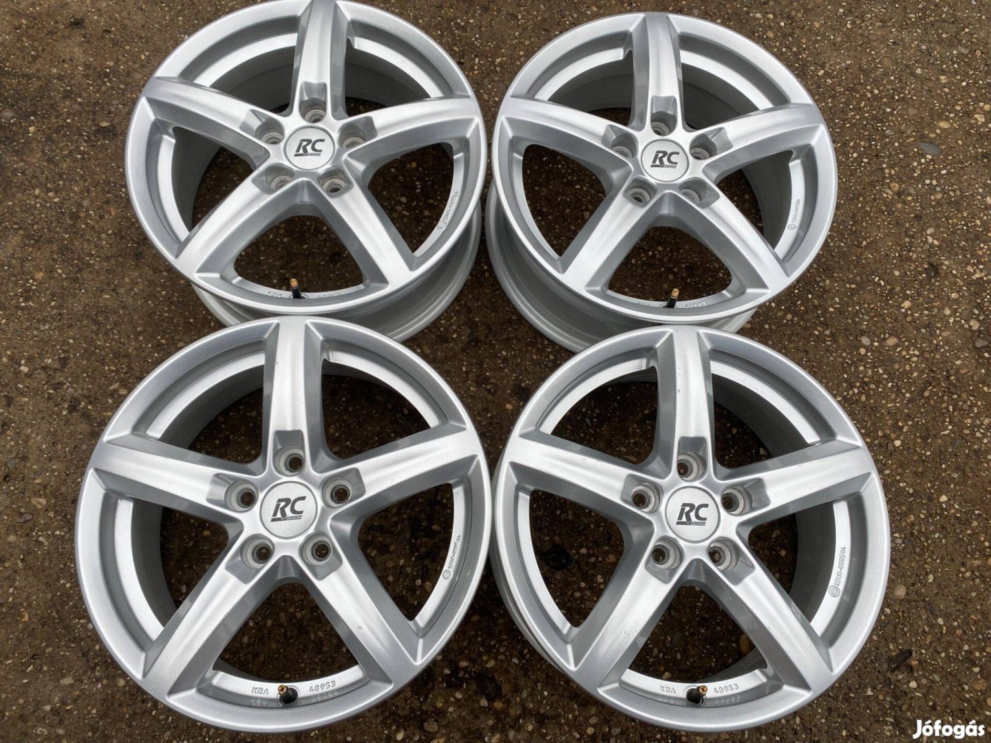 4db RC 16" Ford Mondeo alufelni. (3485)