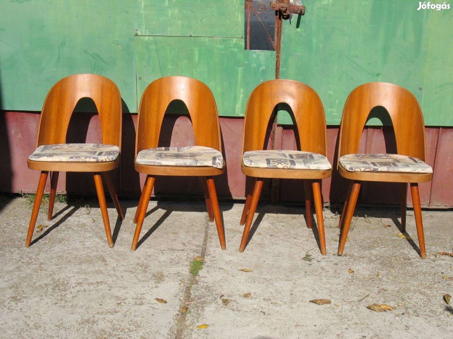 4db Retro szék Tatra Nabytok étkezőszék
