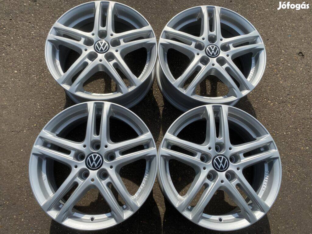 4db Rial 16 VW alufelni. (3806)