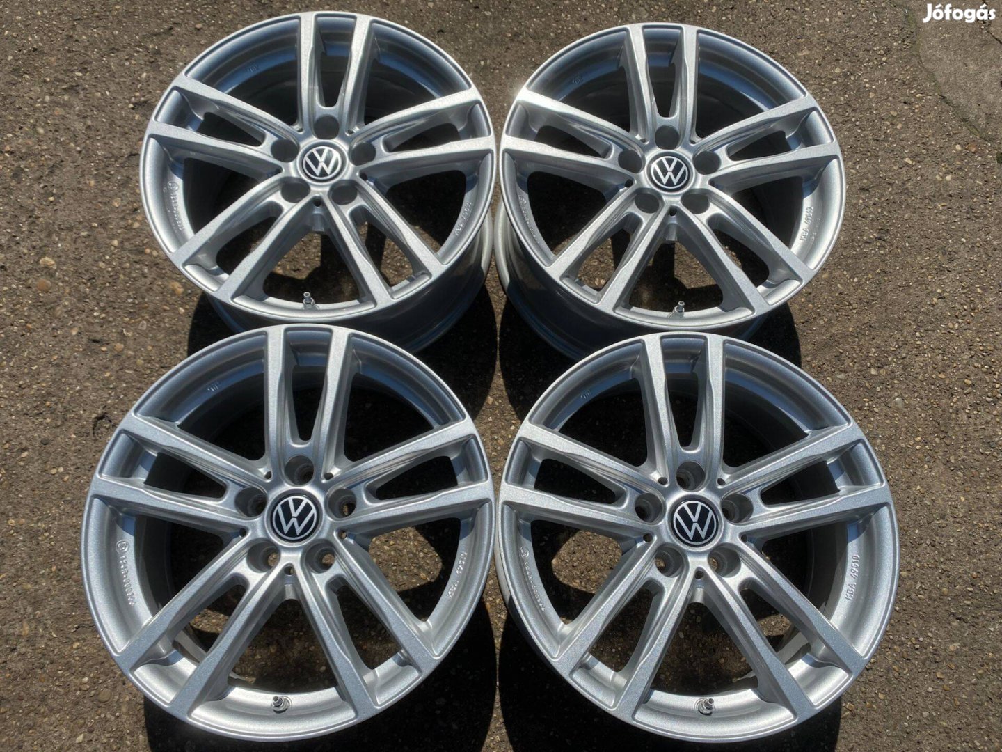 4db Uniwheels 17" VW Scirocco alufelni. (3840)
