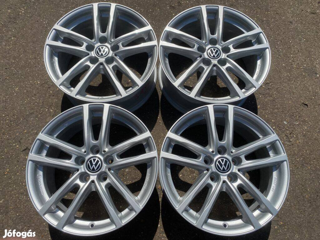 4db Uniwheels 17" VW Scirocco alufelni. (*3846*)