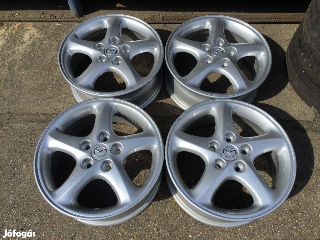 4db gyári 16 Mazda alufelni. ("850")