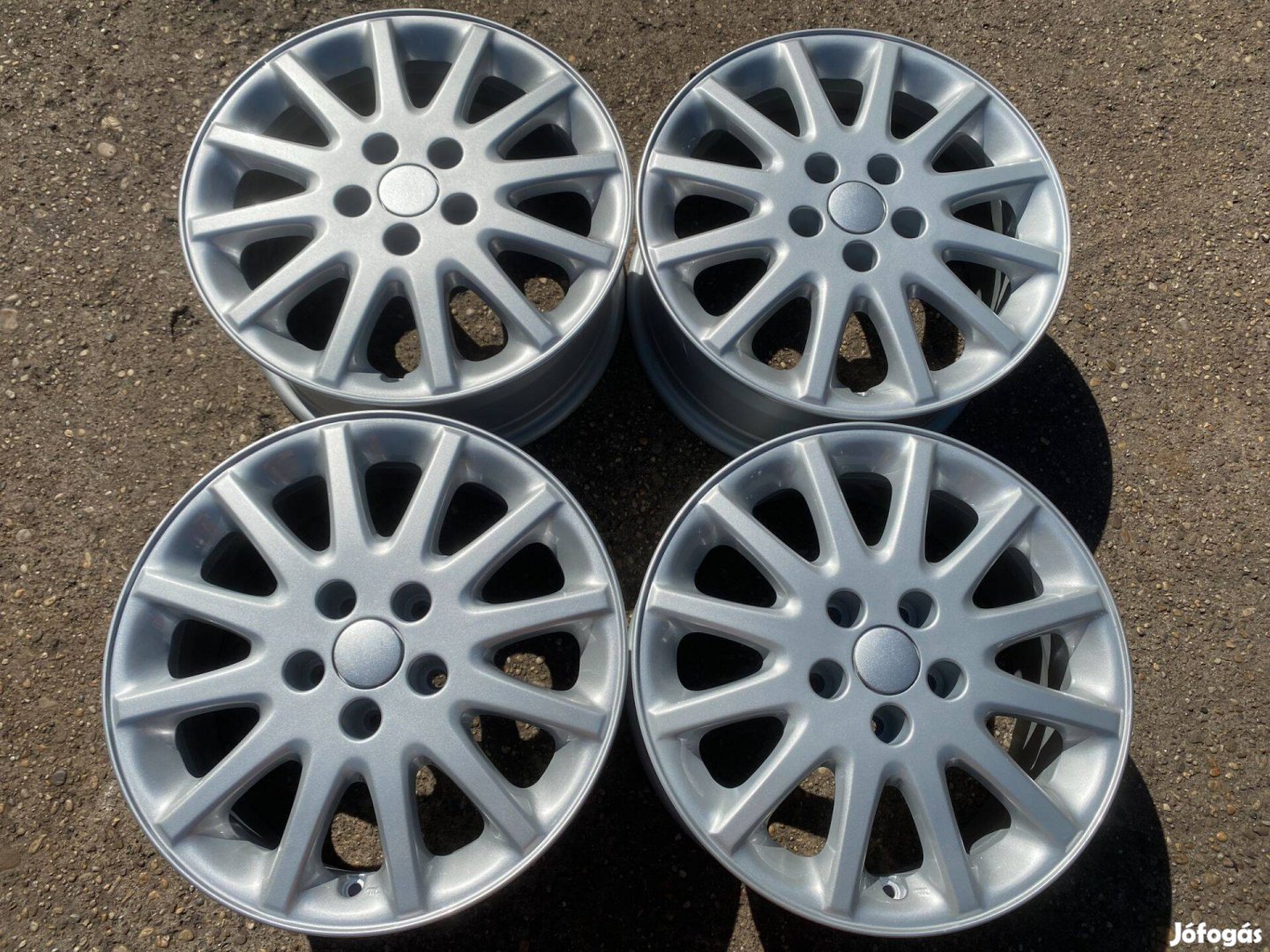 4db gyári 16" Fiat - Citroen - Peugeot alufelni. (3973)