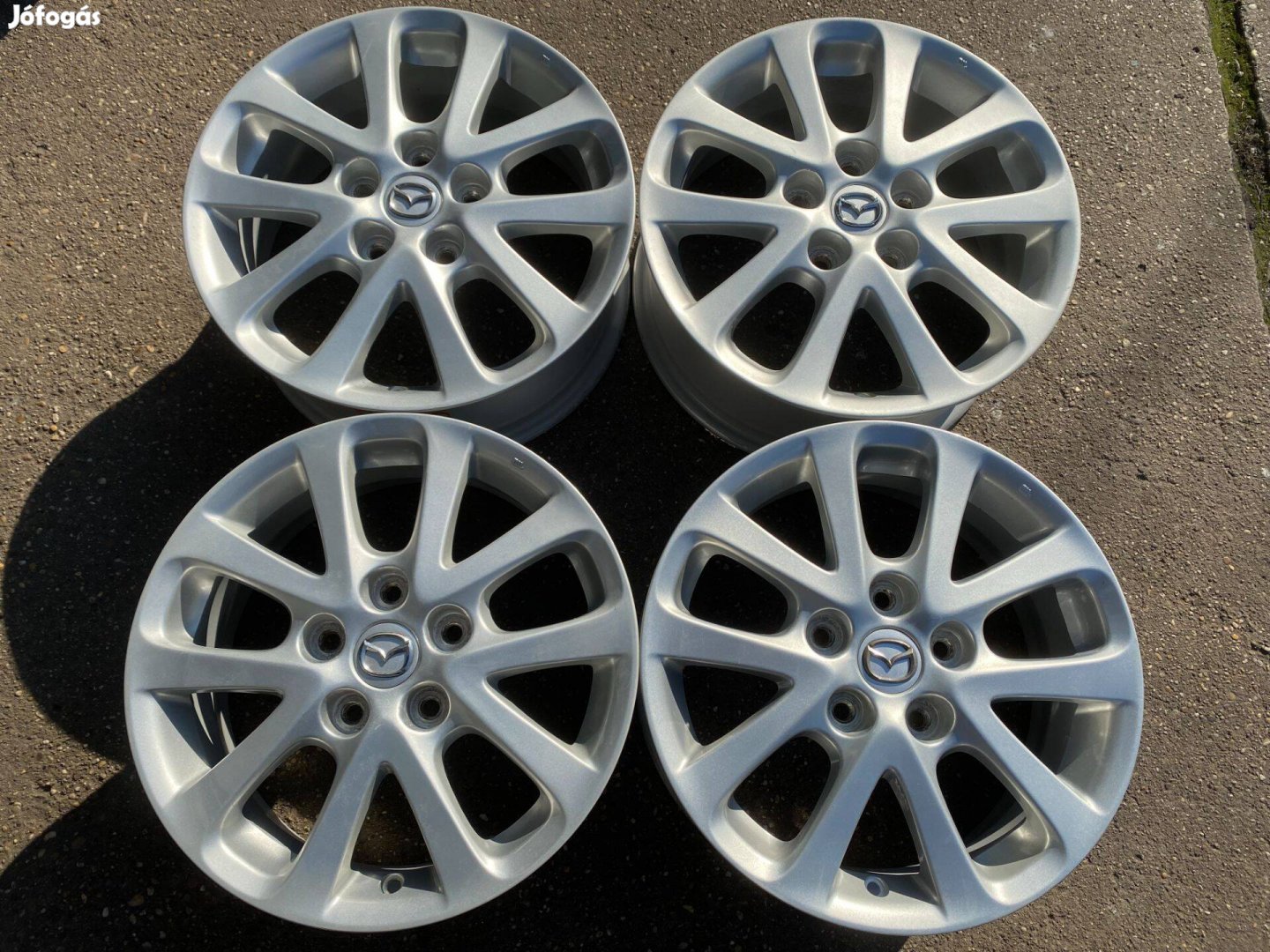 4db gyári 16" Mazda alufelni. (3700)