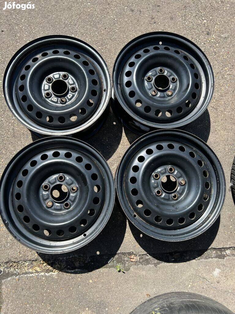 4db gyári 16" Mitsubishi acélfelni. (*278*)