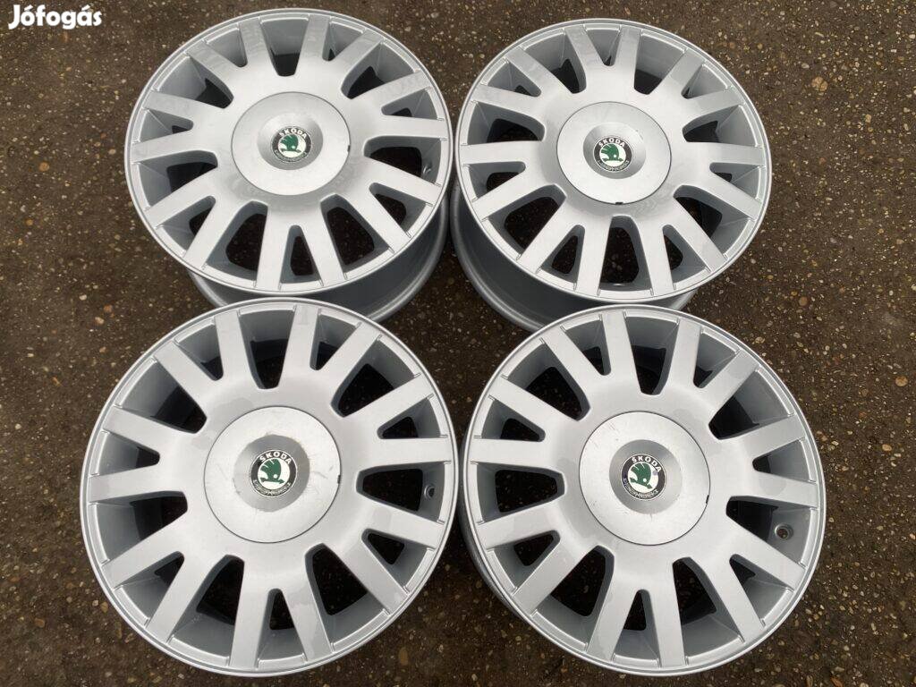 4db gyári 16" Skoda Superb alufelni. ("3605")