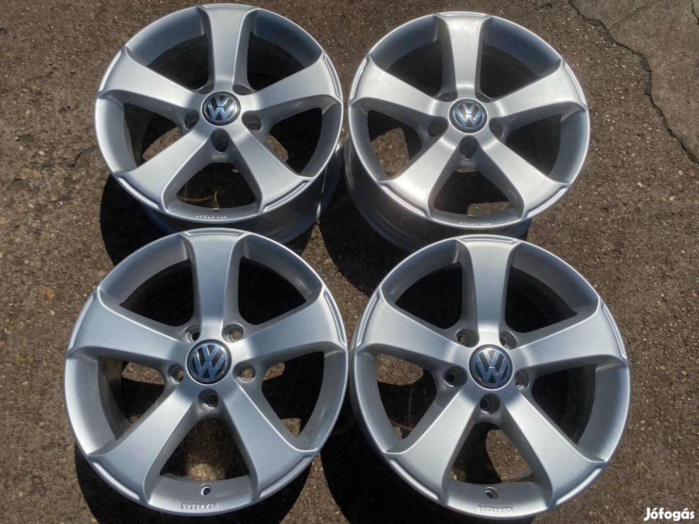 4db gyári 16" VW Sharan - Tiguan alufelni. (4011)
