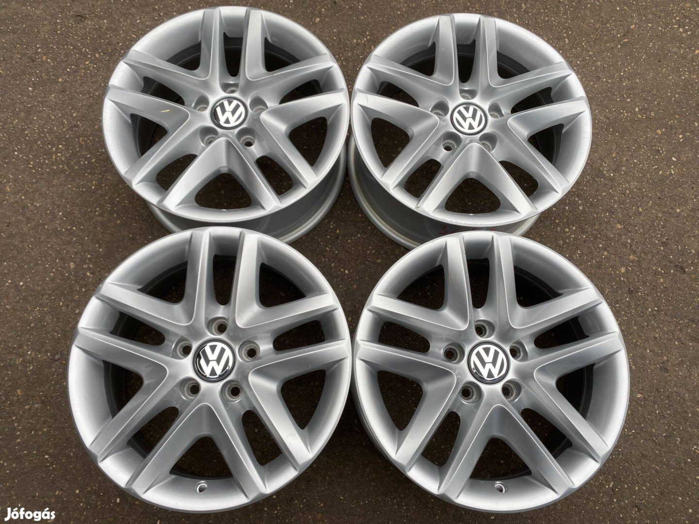 4db gyári 16" VW Tiguan - Sharan alufelni. (3647)