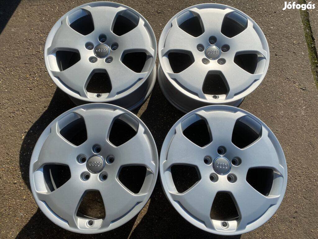 4db gyári 17 Audi A3 8P alufelni. (3731)