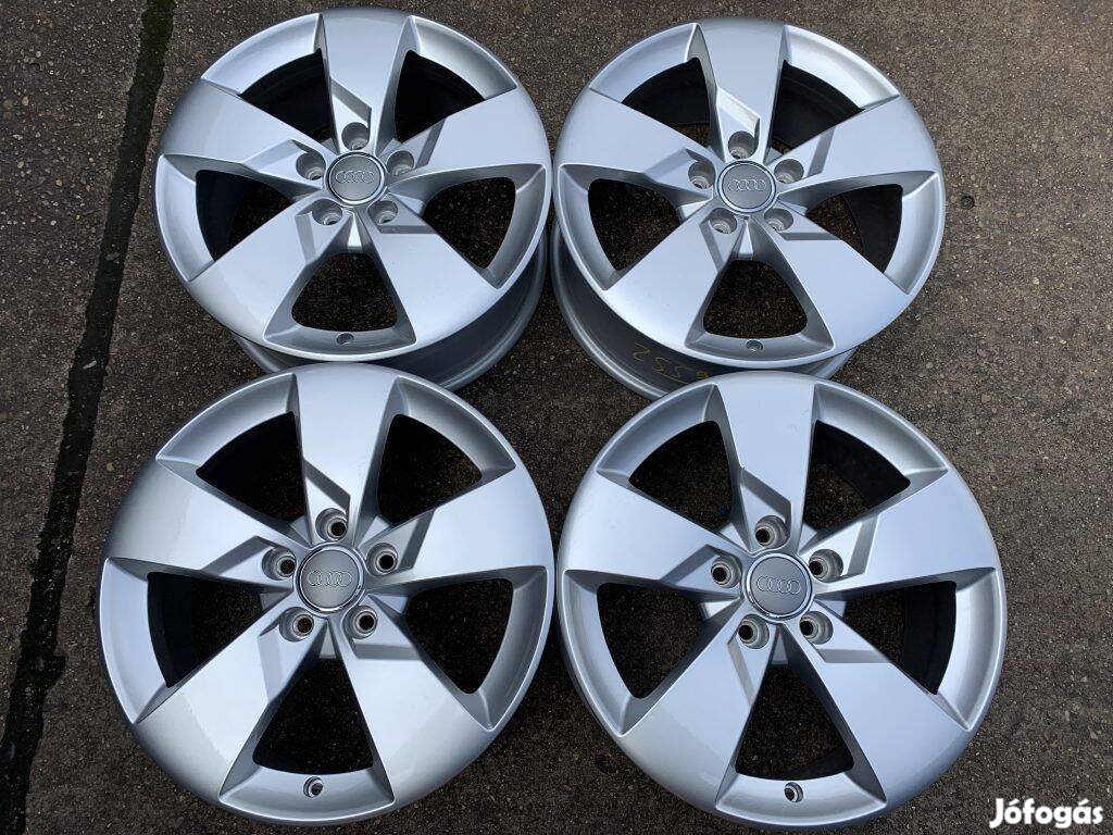 4db gyári 17 Audi TT alufelni. (2559)