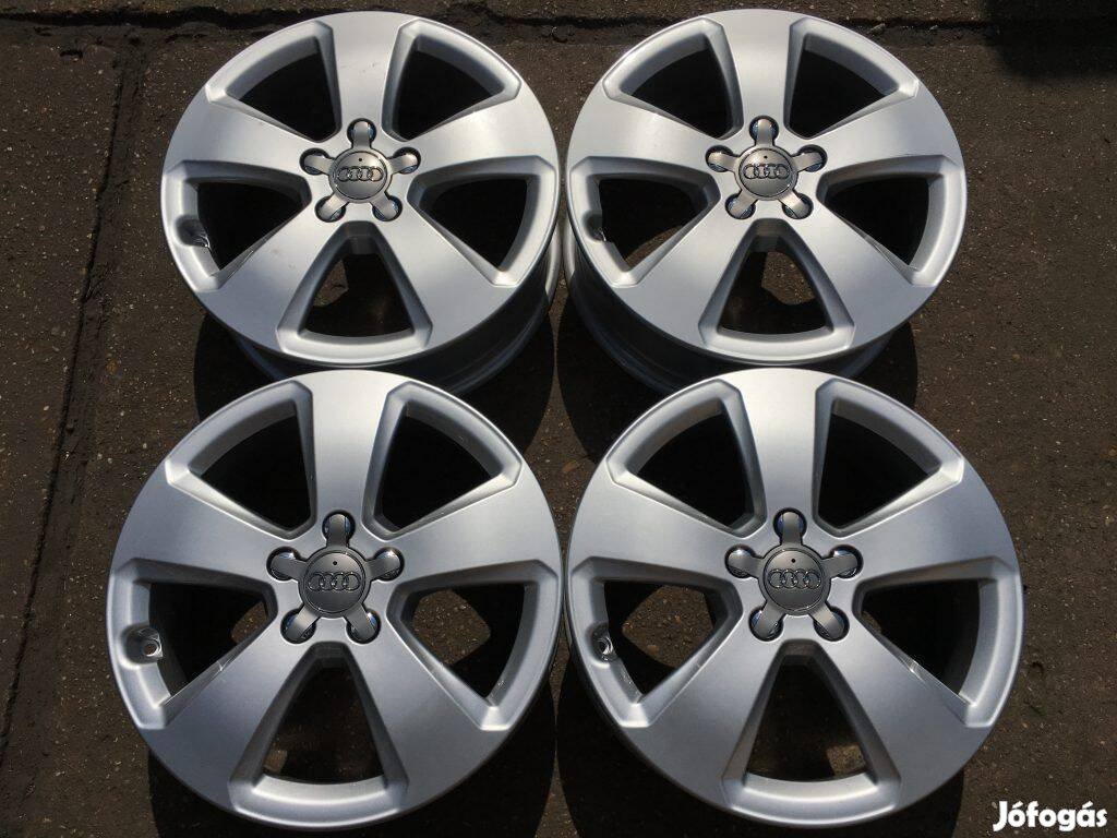 4db gyári 17 Audi alufelni. (904)