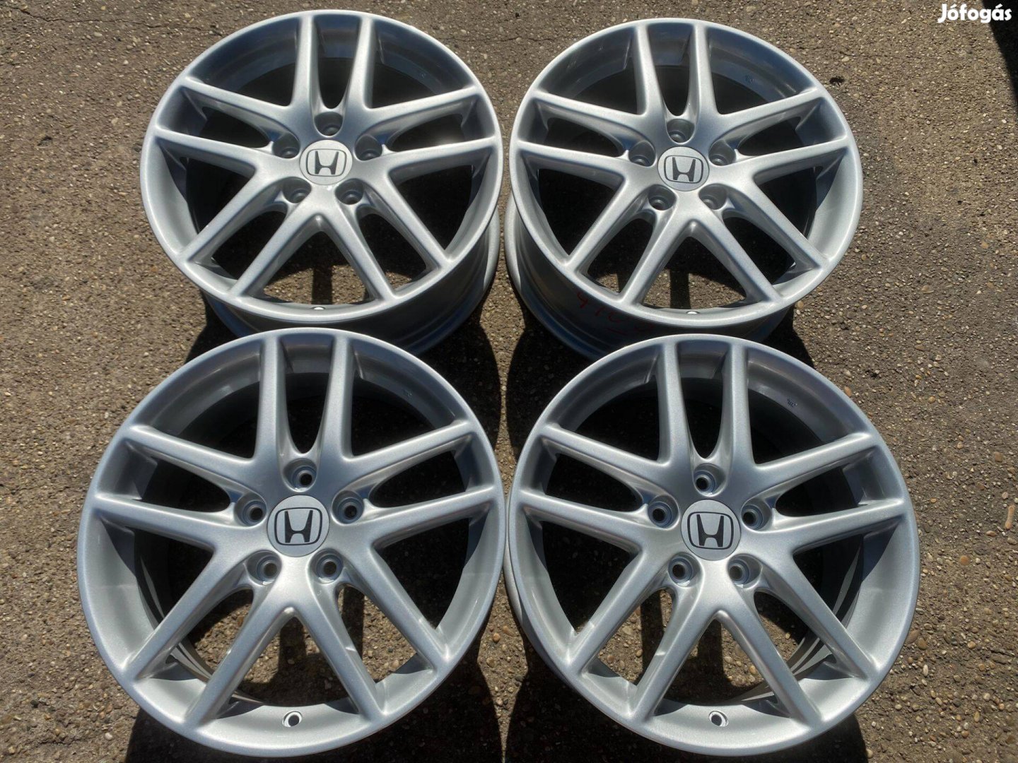 4db gyári 17 Honda Civic Accord alufelni. (4100)