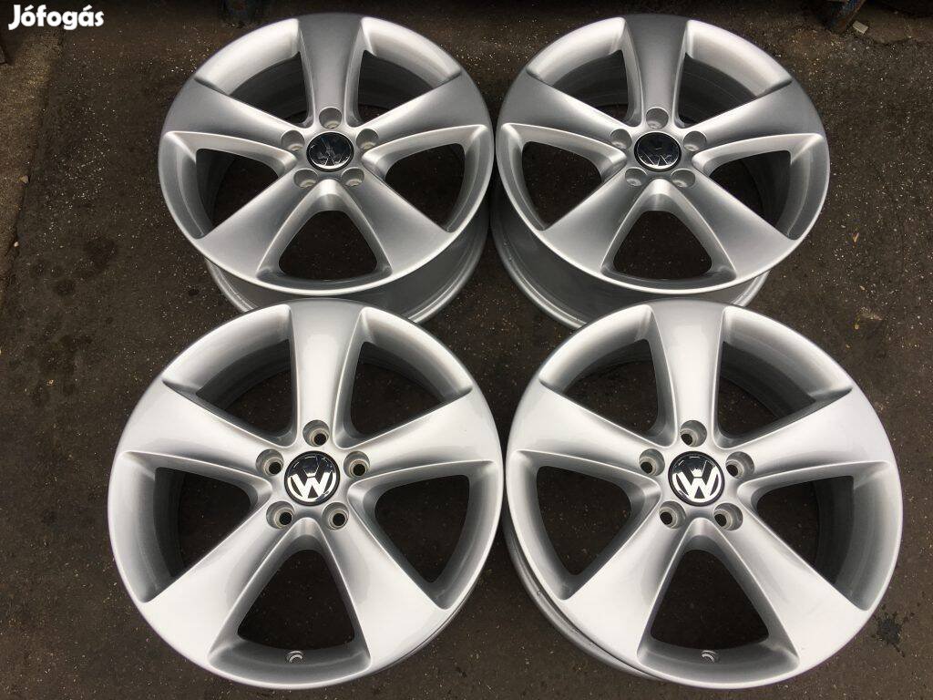 4db gyári 17 VW alufelni. (218)