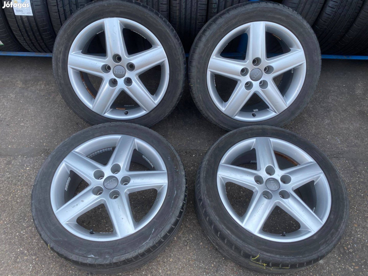 4db gyári 17" Audi A4 - A6 szerelt kerék. (3667606)