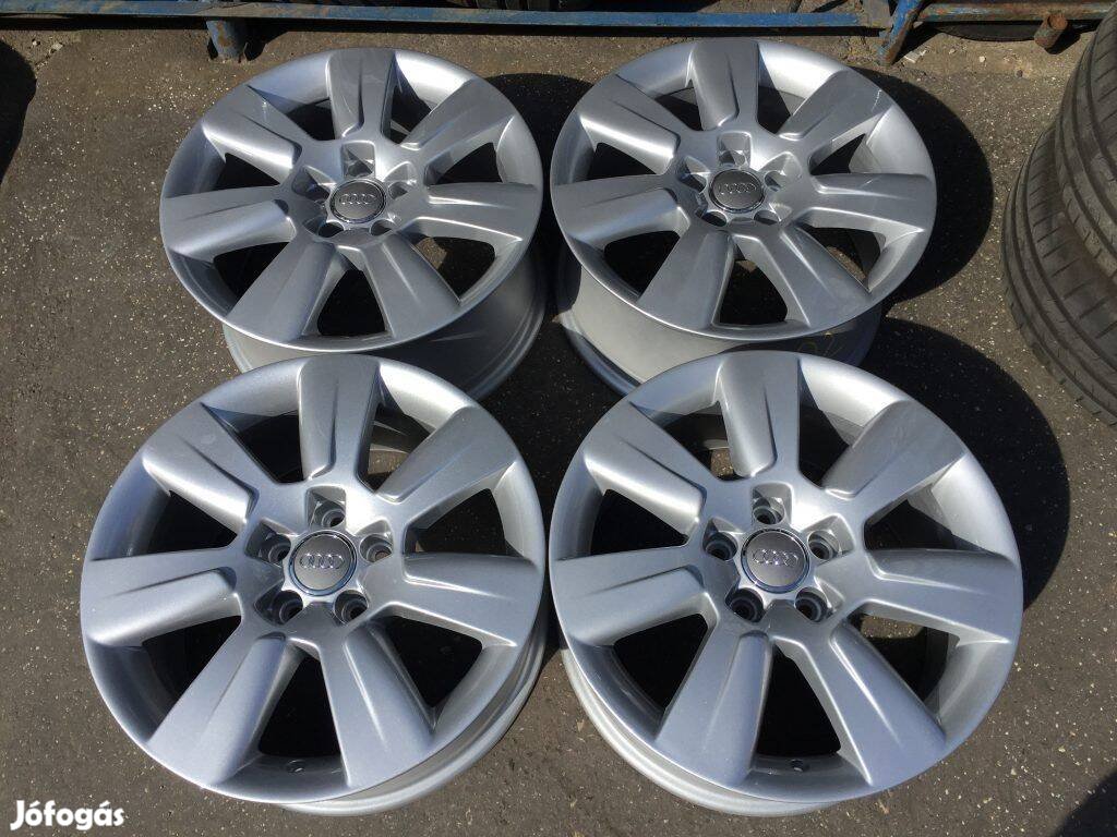 4db gyári 17" Audi alufelni. ("202")