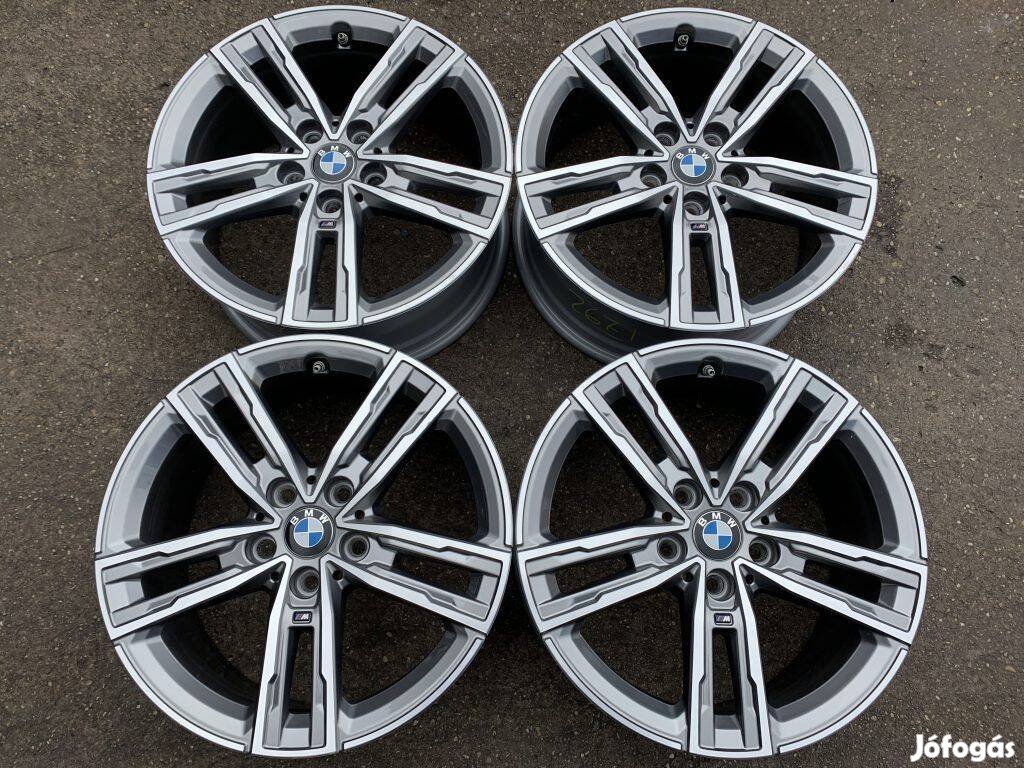 4db gyári 17" BMW 1 F40-2 F44 Styling 550M alufelni. (*2671*)