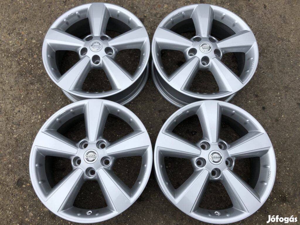 4db gyári 17" Nissan alufelni. (*1092*)