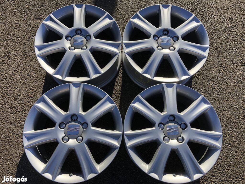 4db gyári 17" Seat alufelni. ("1868")