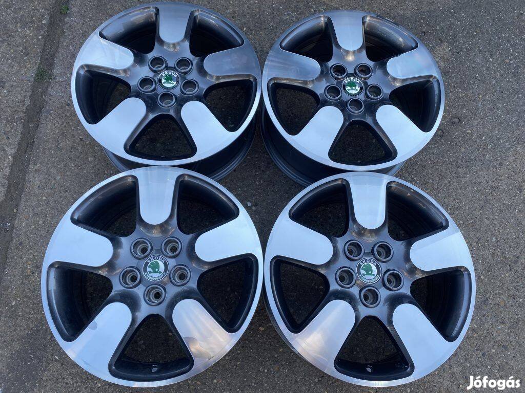 4db gyári 17" Skoda Octavia alufelni. ("3452")