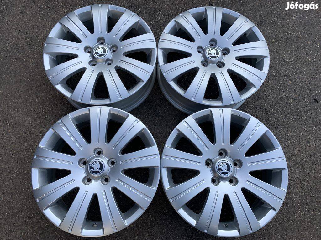 4db gyári 17" Skoda Superb alufelni. (*2691*)