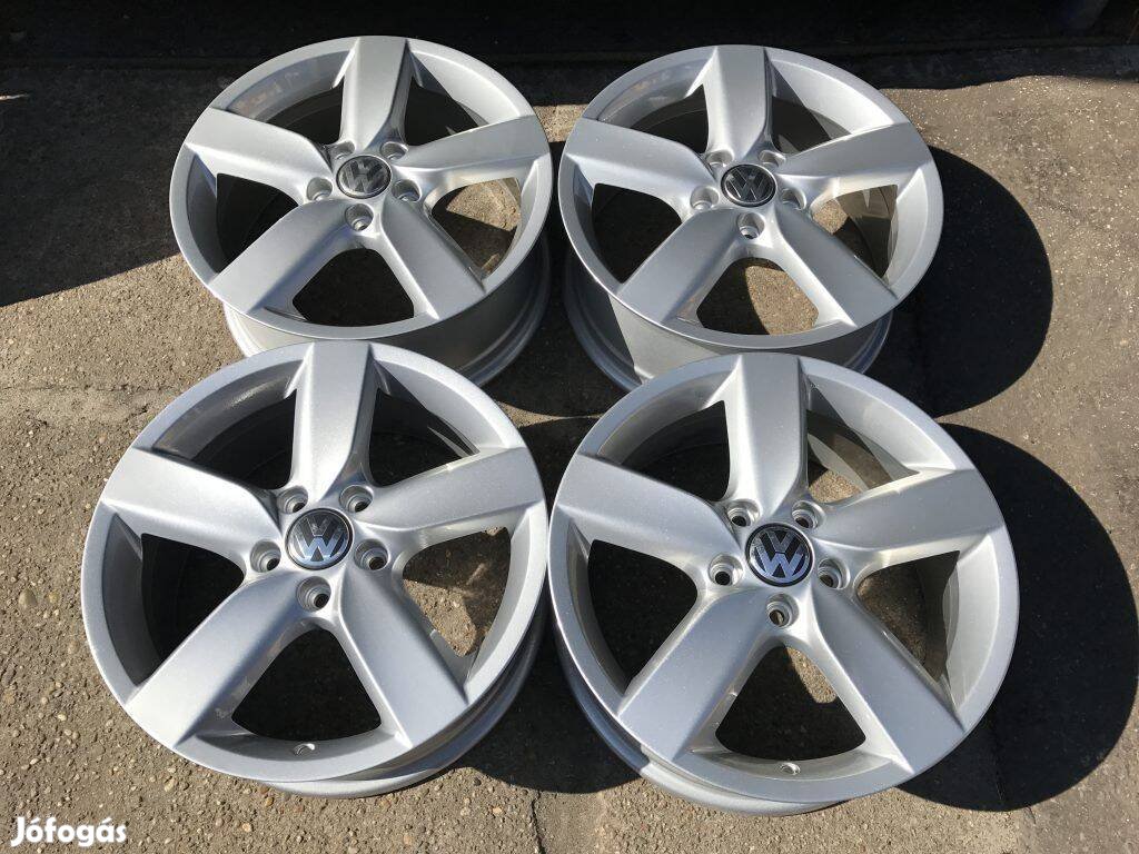 4db gyári 17" VW Golf VI alufelni. (*547*)