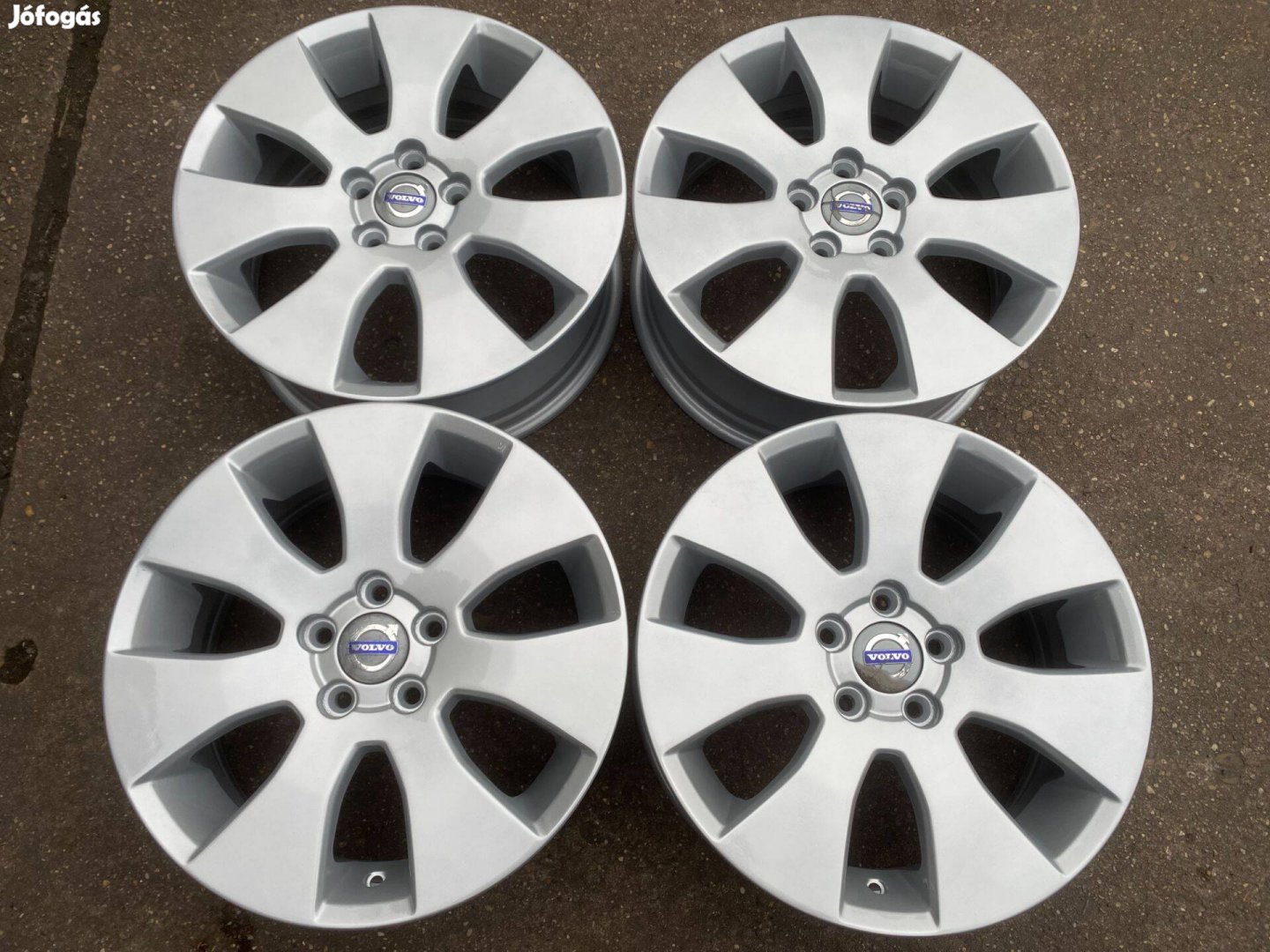 4db gyári 17" Volvo C30 - S40 - V40 - S60 alufelni. (4173)