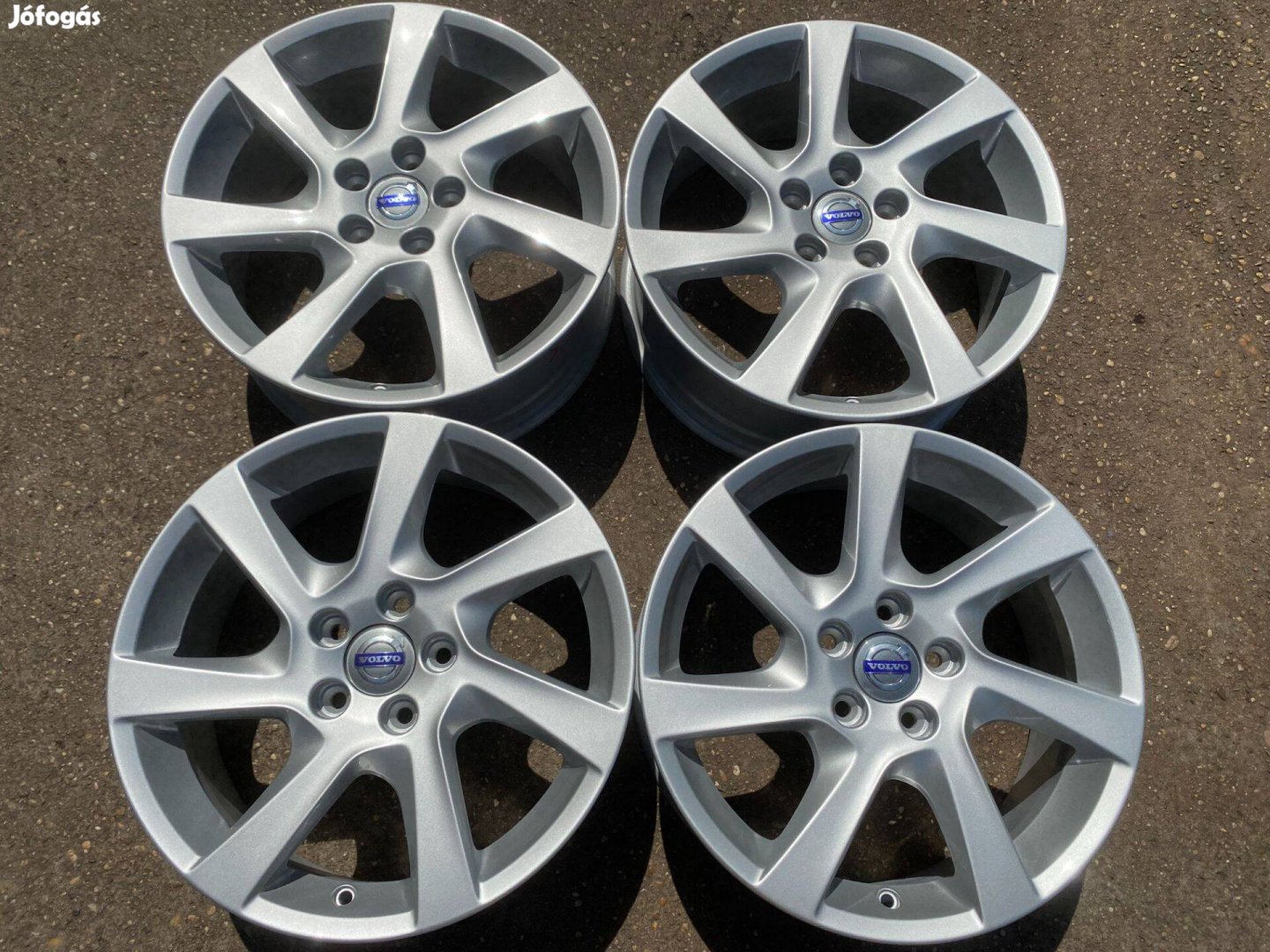 4db gyári 17" Volvo S60 - V60 - V70 alufelni. (3962)