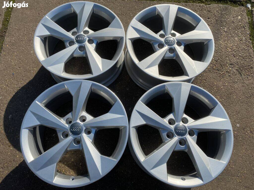 4db gyári 18 Audi A3 8Y A3 8V alufelni. (3727)