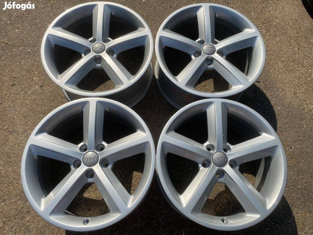 4db gyári 18 Audi A6 A4 A8 alufelni. (4022)