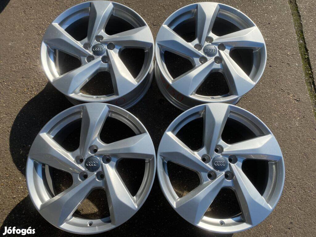 4db gyári 18 Audi Q3 alufelni. (3730)