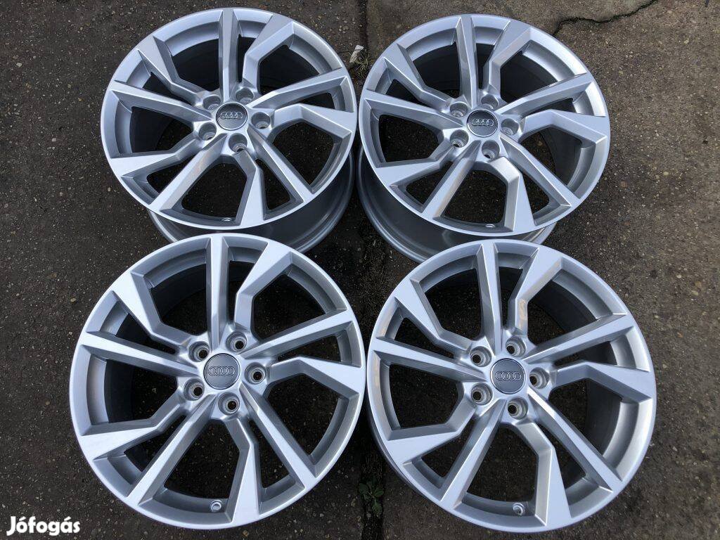 4db gyári 18 Audi TT alufelni. (1807)
