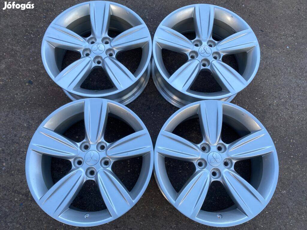 4db gyári 18 Peugeot 4008 alufelni. (1939)