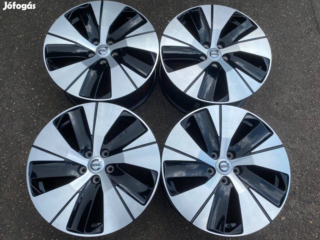4db gyári 18 Volvo alufelni. (3884)