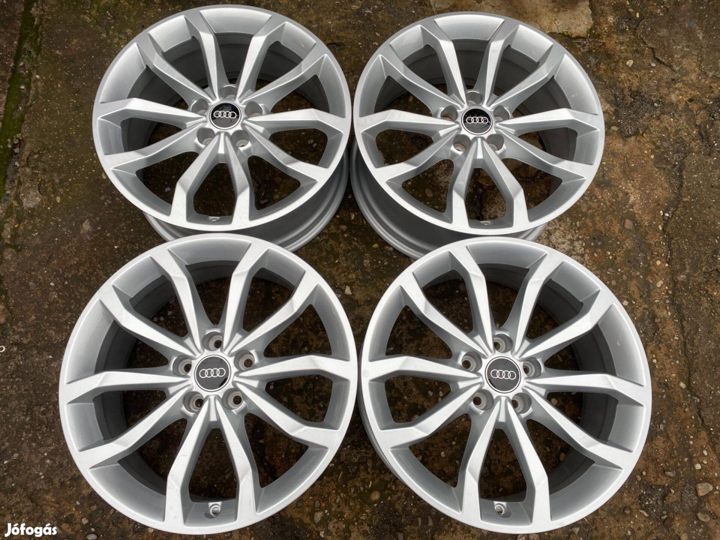 4db gyári 18" Audi A4 B9 - A6 alufelni. (3486)