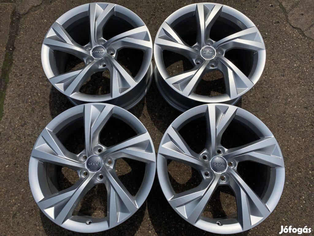 4db gyári 18" Audi A4 B9 új alufelni. ("2494")