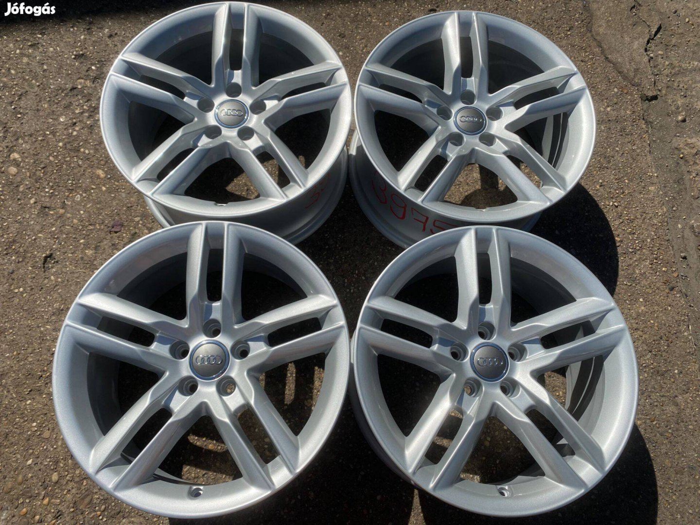 4db gyári 18" Audi A5 - S5 alufelni. (3975)